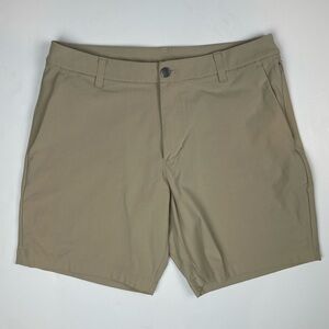 LULULEMON Men’s Classic Fit 7” Shorts Tan Khaki Beige With Pockets Size 32
